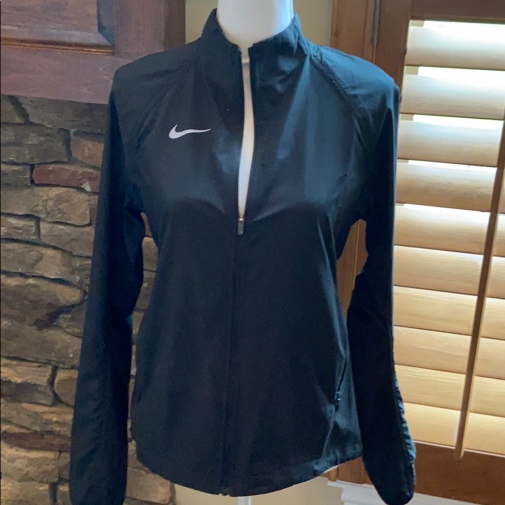 Nike running lightweight black jacket size small